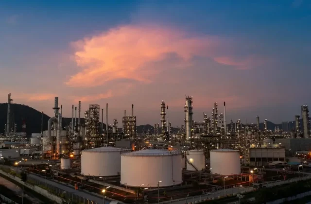 chemical-oil-refinery-plant-power-plant-and-metal-pipe-concept-industry.jpg chemical-oil-refinery-plant-power-plant-and-metal-pipe-concept-industry.jpg